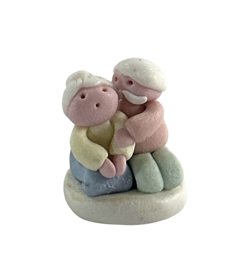 Vintage Miniature Elderly Couple Figurine Grandma Grandpa Hugging 1” Miniature